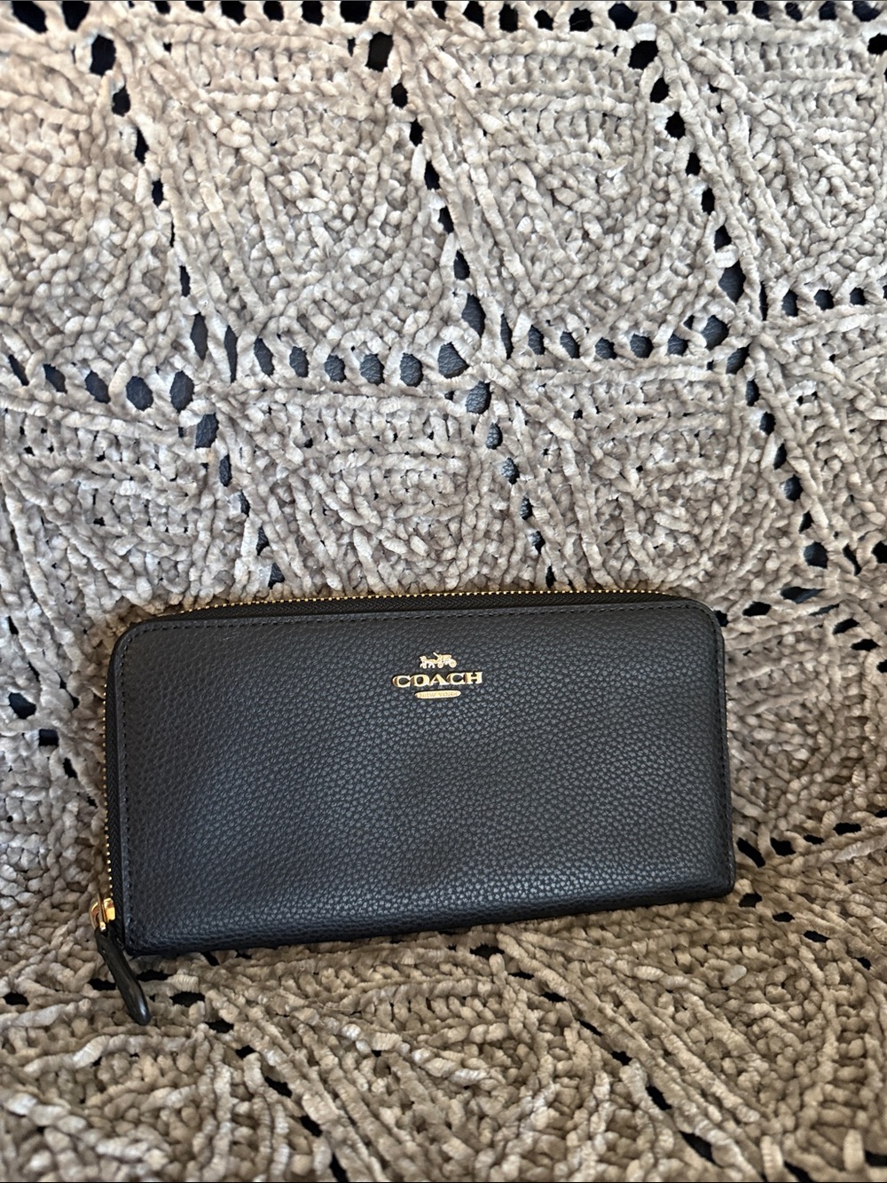 COACH Black Pebbled Leather Zip Wallet with Gold Logo